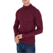 Blød rullet -krager -formet sweater