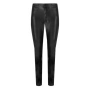 Sorte bukser i imiteret læder med lynlåslukning