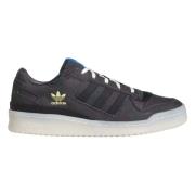 Forum Low Sneakers