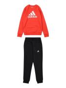 ADIDAS SPORTSWEAR Træningsdragt 'Essentials'  orangerød / sort / hvid