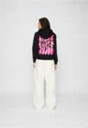 Miss Tee Sweatshirt 'Every Things Nice'  pink / sort