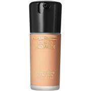 MAC Cosmetics Studio Radiance Serum-Powered Foundation Nw30