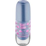 essence Harley Quinn Holo Bomb Effect Nail Lacquer 02 Chaos Queen