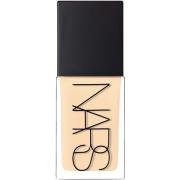 NARS   Light Reflecting Foundation Gobi