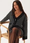 Pieces Pcnilja Knit Shacket Black Checks:white And Silver S