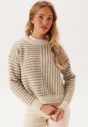 VERO MODA Vmuranus Ls Oneck Cropped Pull Birch Detail:w. Silver Mink  M