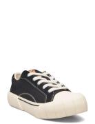 Chunks Low-top Sneakers Black Good News