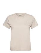 Reg Tonal Shield Ss T-Shirt Tops T-shirts & Tops Short-sleeved Beige GANT