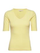 Ludmilla Ss Tee Gots Tops T-shirts & Tops Short-sleeved Yellow Basic Apparel
