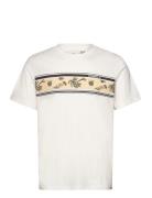 Mix & Match Floral Graphic T-Shirt Tops T-Kortærmet Skjorte White O'neill