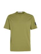Badge Regular Tee Tops T-Kortærmet Skjorte Khaki Green Calvin Klein Jeans