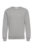 Erik Basic Badge Sweat - Gots/Vegan Tops Sweatshirts & Hoodies Sweatshirts Grey Knowledge Cotton Apparel