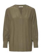 V-Neck Blouse, Lenzing™ Ecovero™ Tops Blouses Long-sleeved Green Esprit Casual