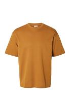 Slhlooseoscar Ss O-Neck Tee Noos Tops T-Kortærmet Skjorte Yellow Selected Homme