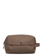 Pu Wash Bag Toilettaske Brown Tretorn