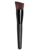 Brushes & Tools Precision Face Brush Beauty Women Makeup Makeup Brushes Face Brushes Foundation Brushes Nude BareMinerals