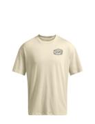 Ua Pjt Rck Hwt Ss Tools Sport Men Men Sports Clothes Sport Tops Sport T-Skjorte Cream Under Armour