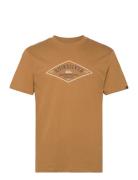 Qs Diamond Logo Ss Sport Men Men Sports Clothes Sport Tops Sport T-Skjorte Brown Quiksilver