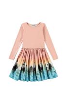 Casie Dresses & Skirts Dresses Casual Dresses Long-sleeved Casual Dresses Pink Molo