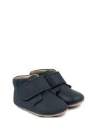 Beginners™ Velcro Noos Slippers Hjemmesko Navy Pom Pom
