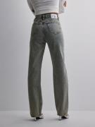 Calvin Klein Jeans - High waisted jeans - Denim Medium - High Rise Straight - Jeans