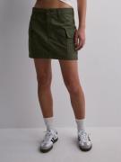 Levi's - Mininederdele - Olive Green - Mini Cargo Skirt - Nederdele