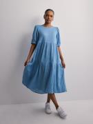 Only - Midikjoler - Blissful Blue - Onltokyo 2/4 Linen Blend Midi Dress - Kjoler
