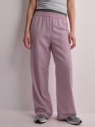 Pieces - Vide bukser - Dawn Pink - Pcmilano Hw Wide Pant - Bukser