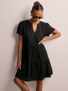 Only - Korte kjoler - Black - Onlzally Life S/S Thea Dress Noos P - Kjoler