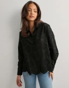 Pieces - Sort - Pcvilde Ls Shirt Wvn Noos