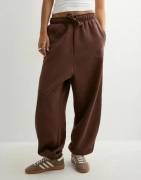 Adidas Originals - Brun - Ess Lin Pant