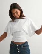 Nelly - Hvid - Round Neck Wide Sleeve Tee
