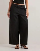 Vero Moda - Sort - Awvana Mw Wide Ankle Pant Noos