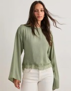 Nelly - Grøn - Sassy Lace Blouse