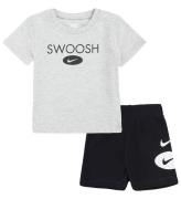 Nike ShortssÃ¦t - T-shirt/Shorts - Swoosh - Sort/GrÃ¥
